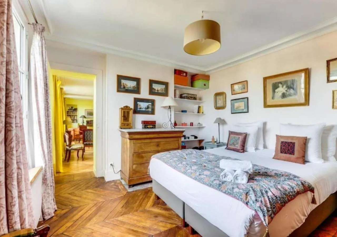 Le Pastel - Refined & Colorful - Madeleine Apartamento Paris